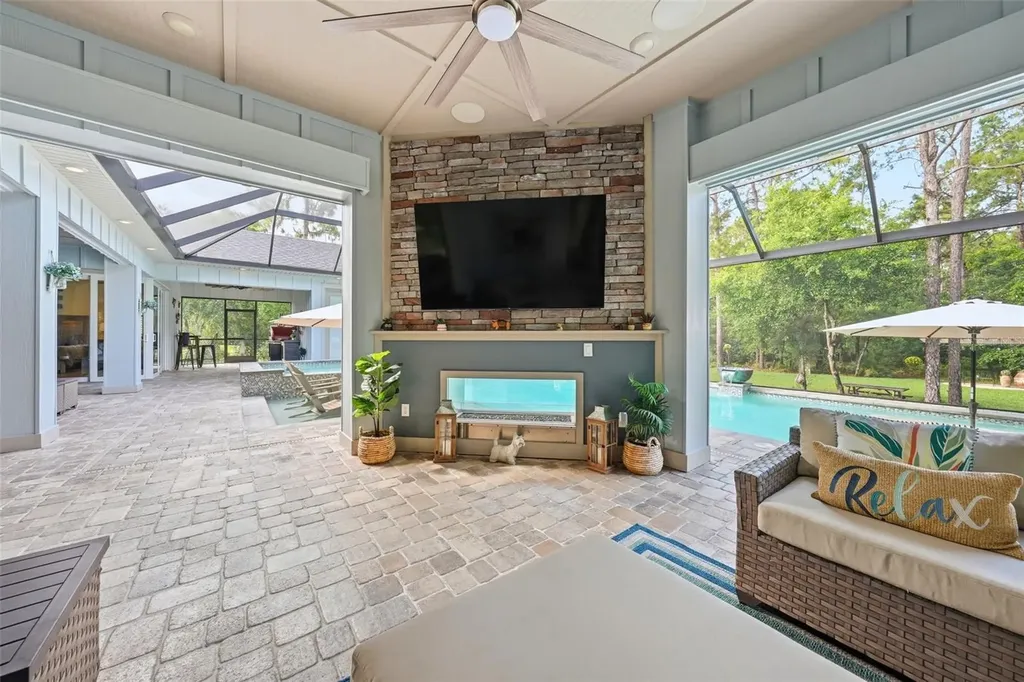 14112 Oakwood Cove Lane Orlando FL 32832