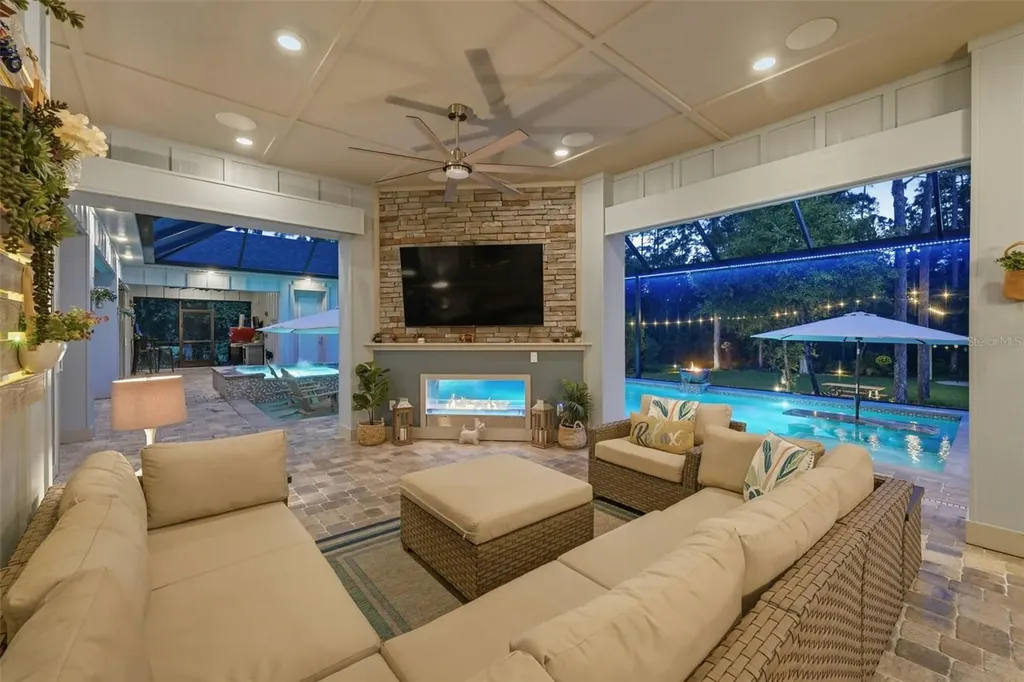 14112 Oakwood Cove Lane Orlando FL 32832