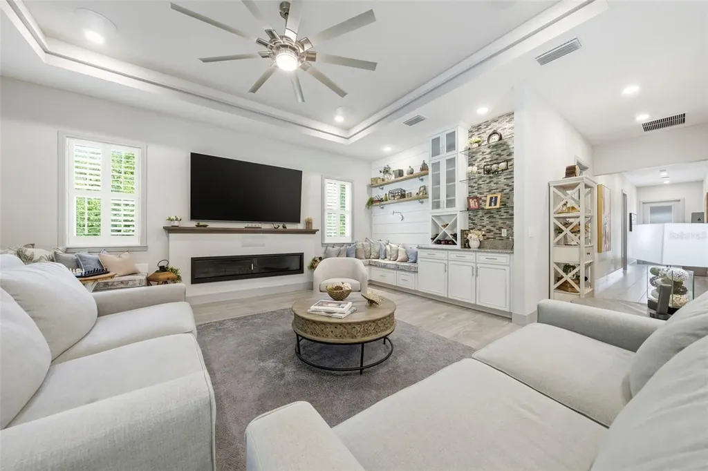 14112 Oakwood Cove Lane Orlando FL 32832