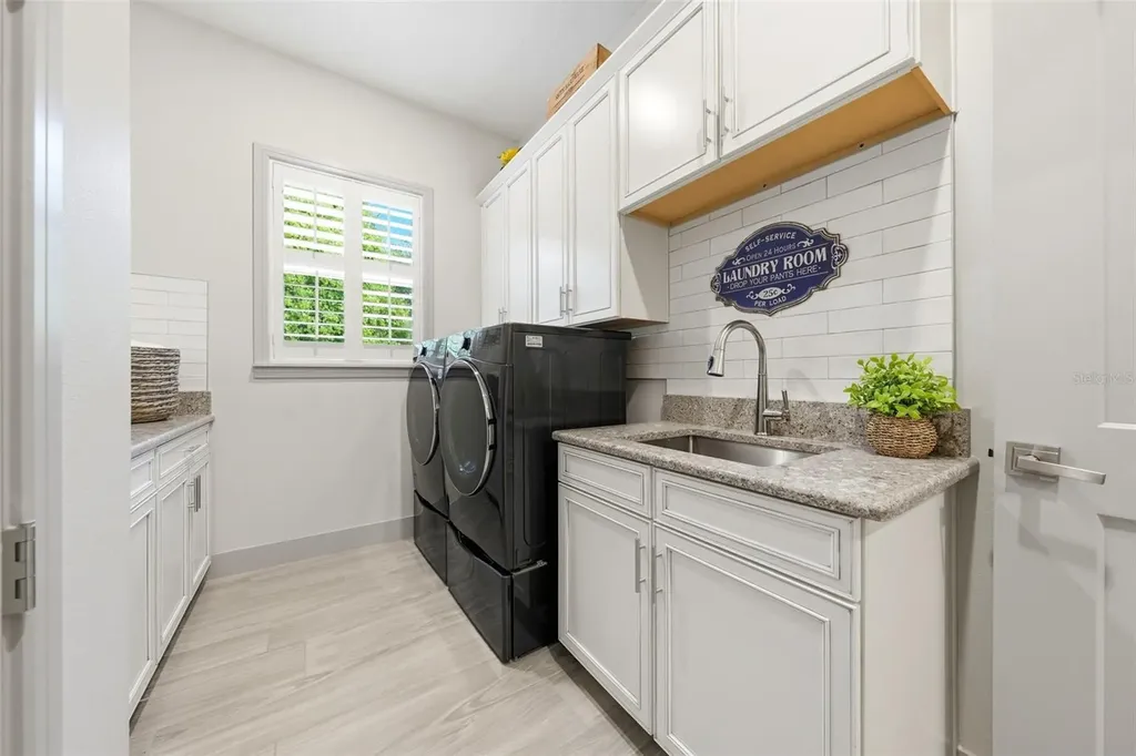 14112 Oakwood Cove Lane Orlando FL 32832