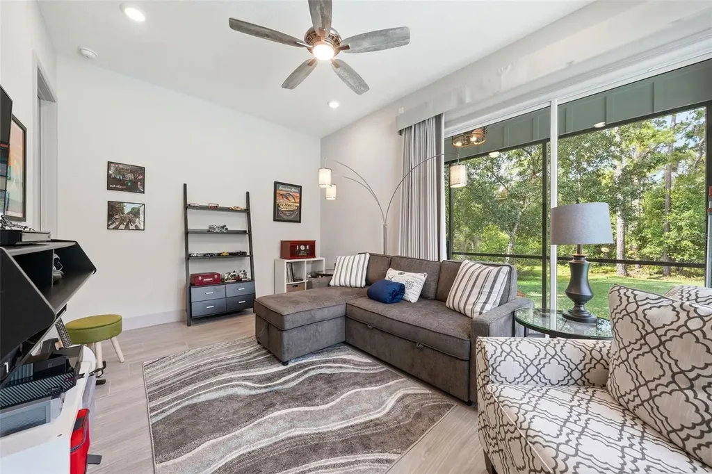 14112 Oakwood Cove Lane Orlando FL 32832
