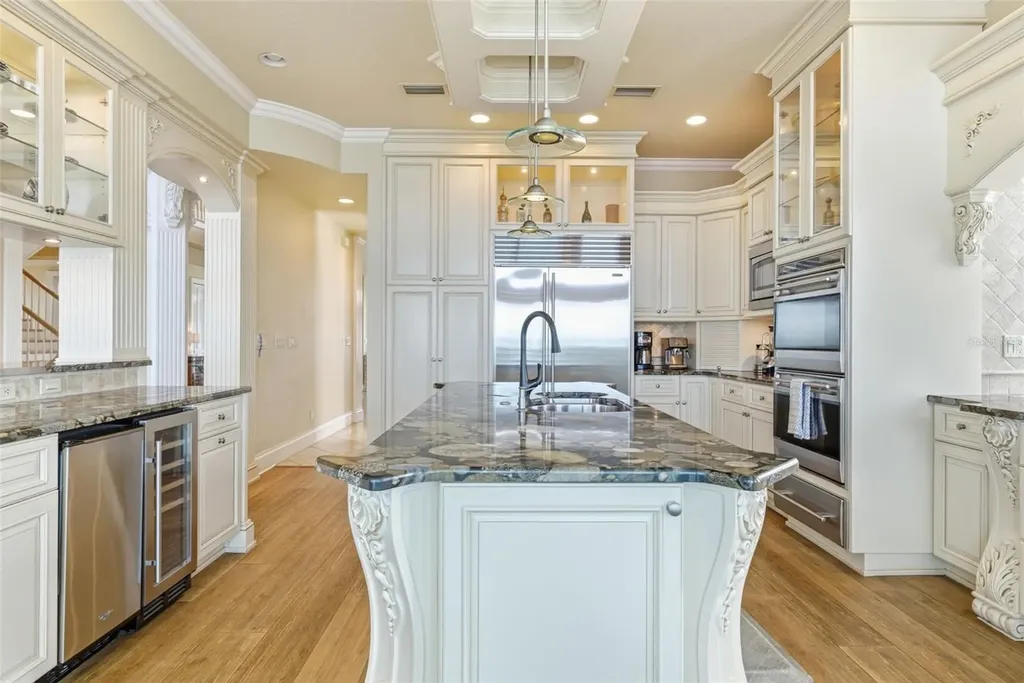 24 N Pine Circle Belleair FL 33756