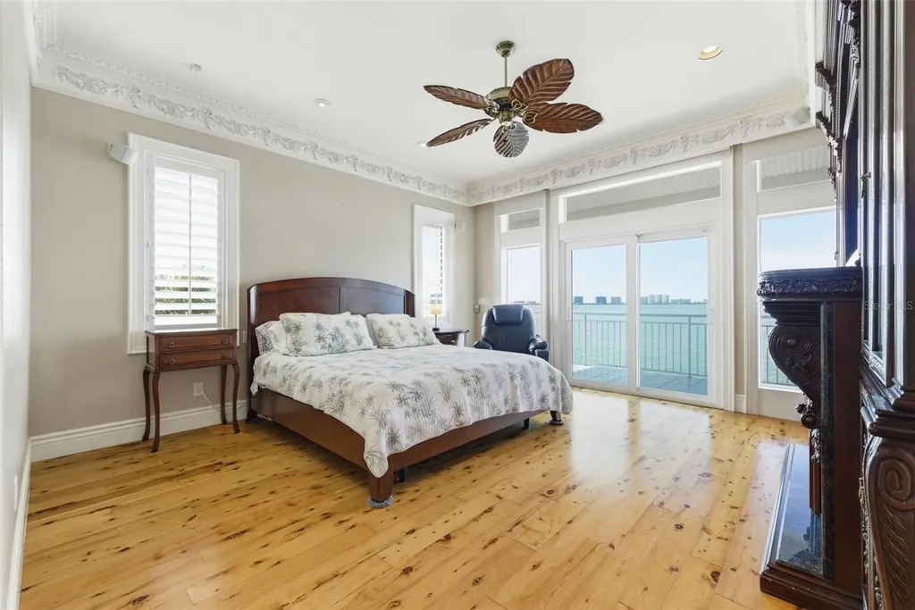 24 N Pine Circle Belleair FL 33756