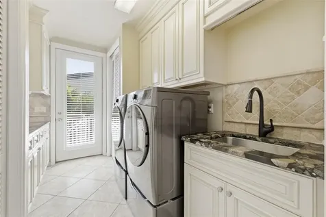 24 N Pine Circle Belleair FL 33756
