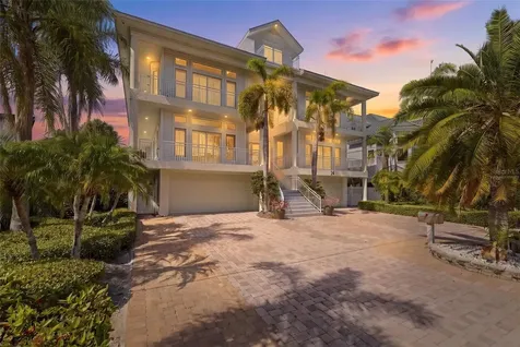 24 N Pine Circle Belleair FL 33756