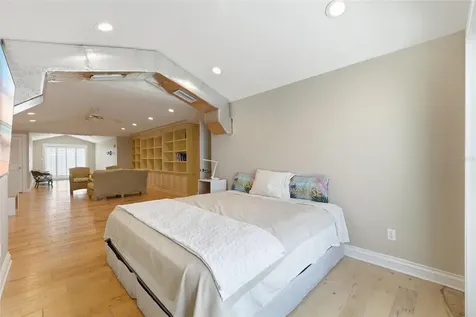 24 N Pine Circle Belleair FL 33756