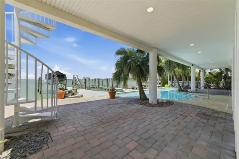 24 N Pine Circle Belleair FL 33756