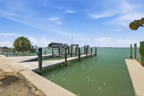 24 N Pine Circle Belleair FL 33756