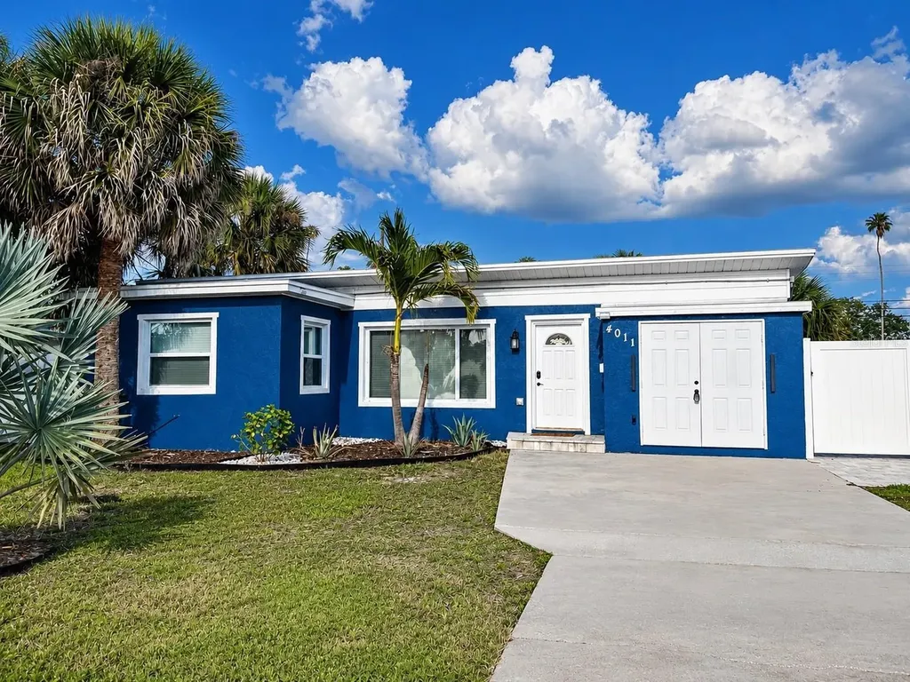 4011 Helena Street NE St Petersburg FL 33703