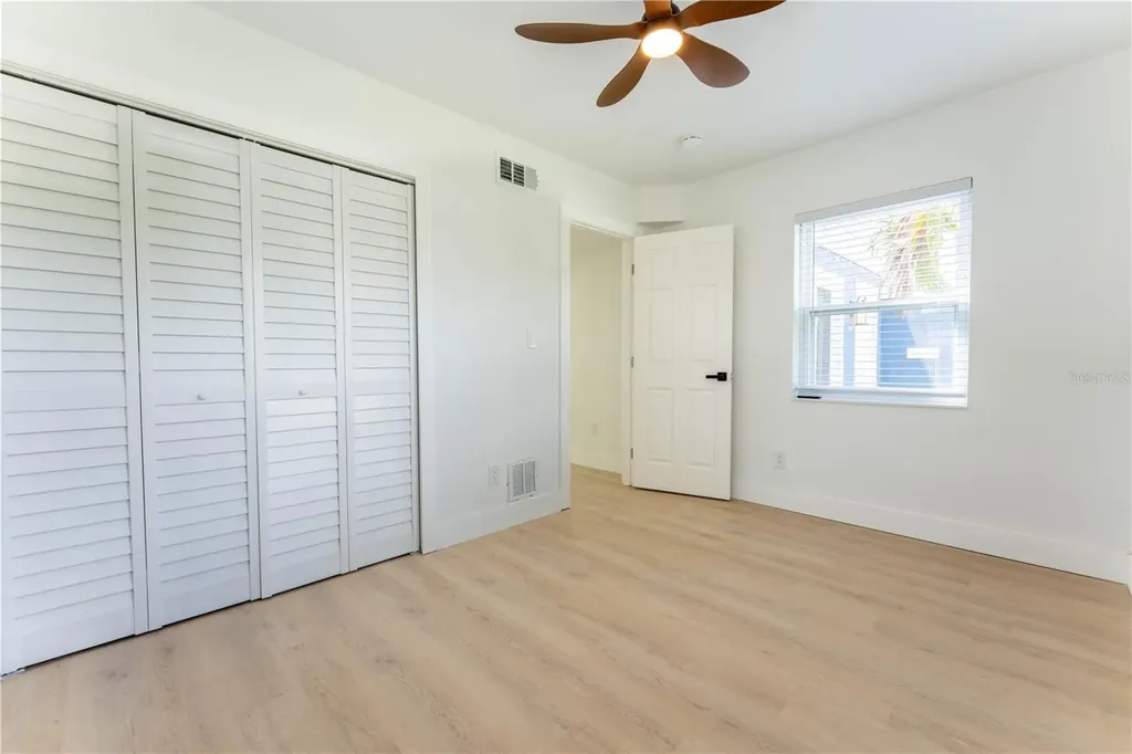4011 Helena Street NE St Petersburg FL 33703