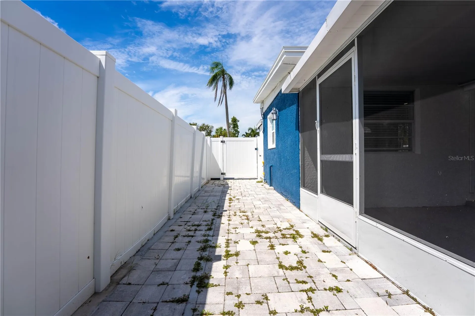 4011 Helena Street NE St Petersburg FL 33703