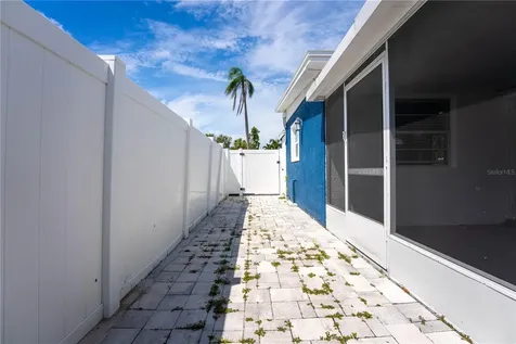 4011 Helena Street NE St Petersburg FL 33703