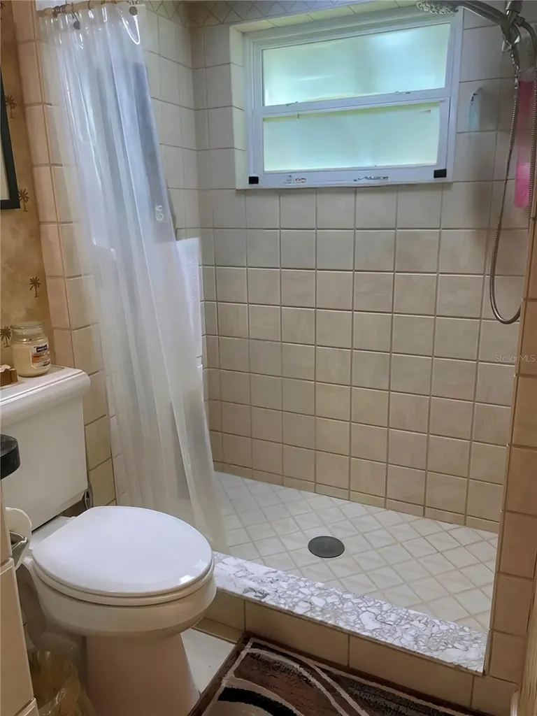 7225 8th Avenue Loop W Bradenton FL 34209