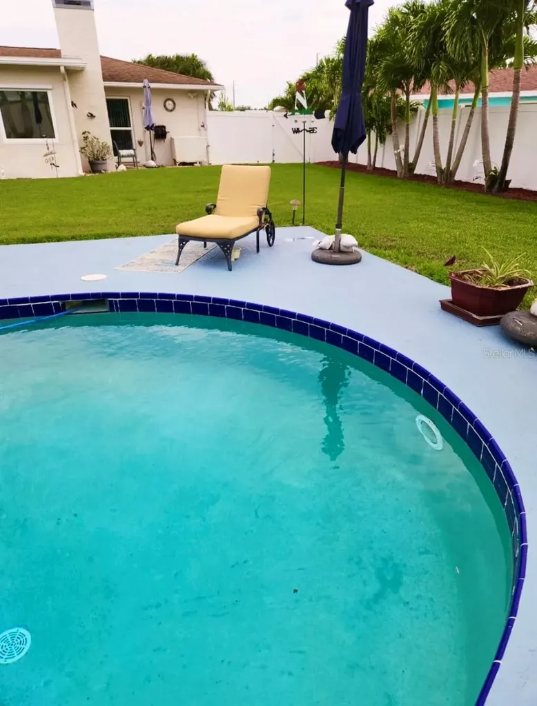 7225 8th Avenue Loop W Bradenton FL 34209