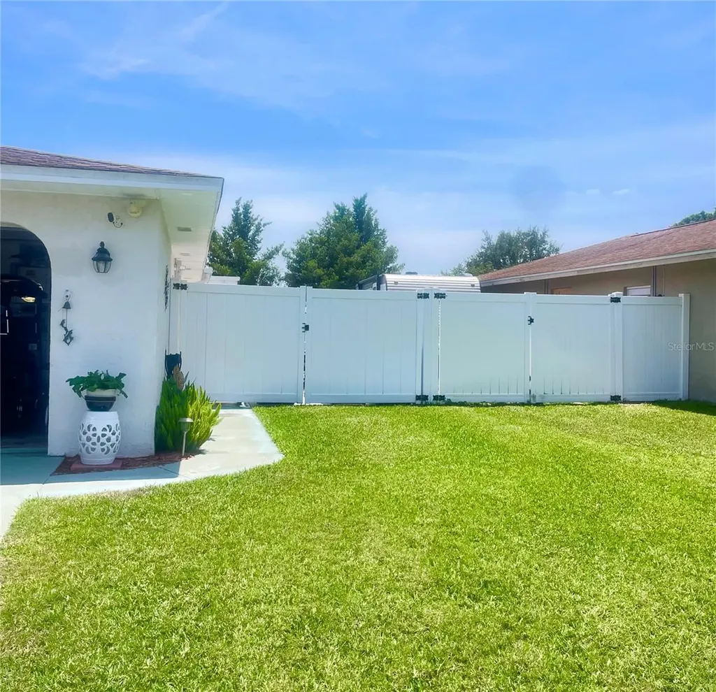 7225 8th Avenue Loop W Bradenton FL 34209