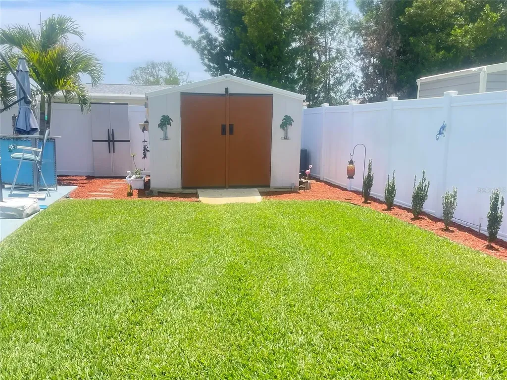 7225 8th Avenue Loop W Bradenton FL 34209