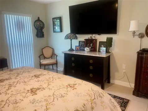 7225 8th Avenue Loop W Bradenton FL 34209