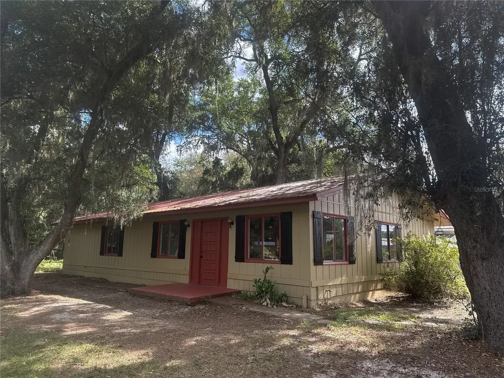 11345 SE 188th Avenue Ocklawaha FL 32179