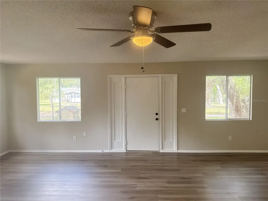 11345 SE 188th Avenue Ocklawaha FL 32179