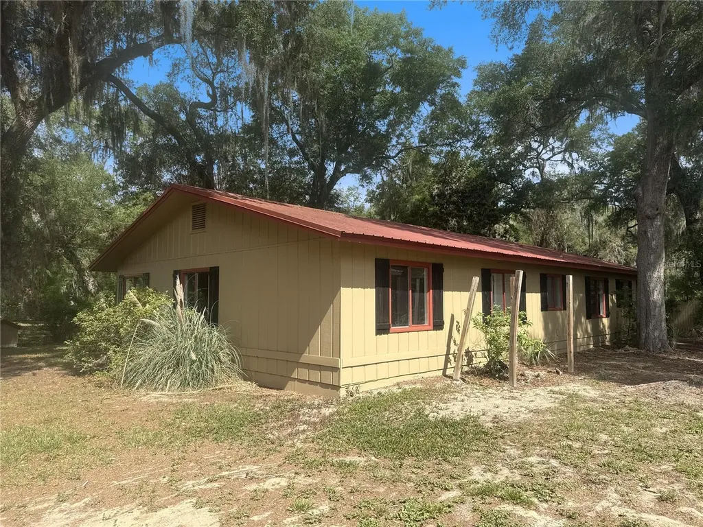 11345 SE 188th Avenue Ocklawaha FL 32179