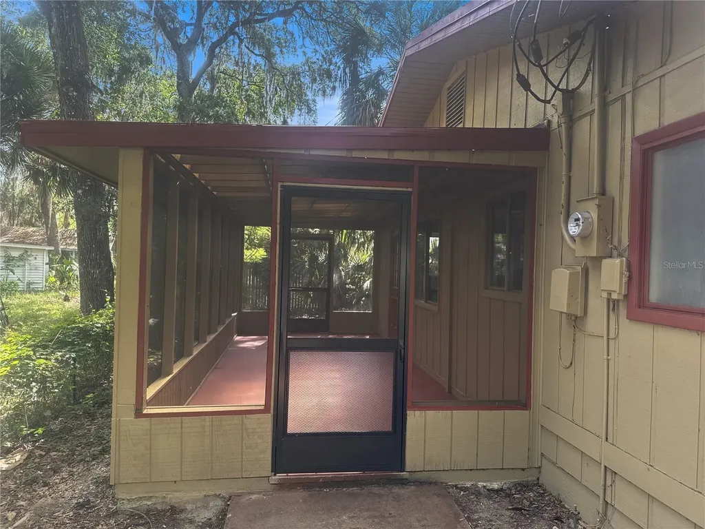 11345 SE 188th Avenue Ocklawaha FL 32179