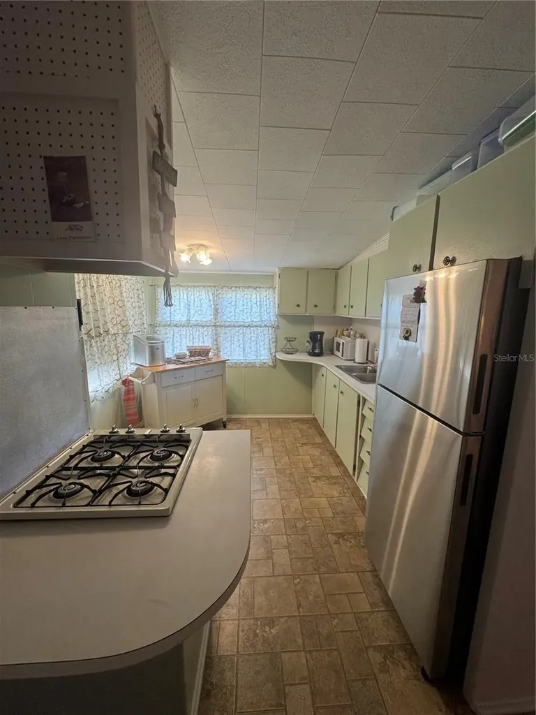 118 52nd Avenue W Bradenton FL 34207