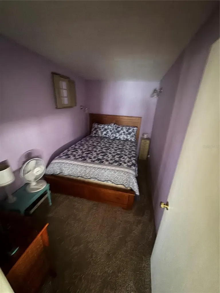 118 52nd Avenue W Bradenton FL 34207