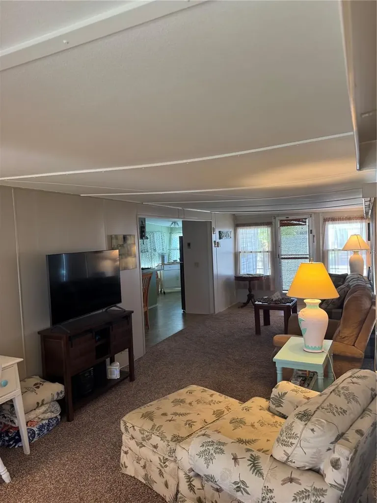 118 52nd Avenue W Bradenton FL 34207