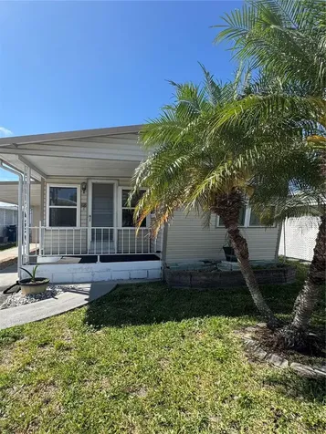 118 52nd Avenue W Bradenton FL 34207
