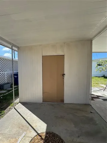118 52nd Avenue W Bradenton FL 34207