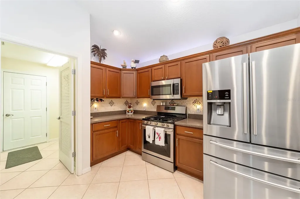 867 Castleberry Circle The Villages FL 32162