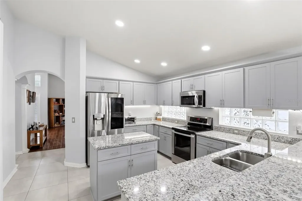1457 Willow Branch Drive Orlando FL 32828