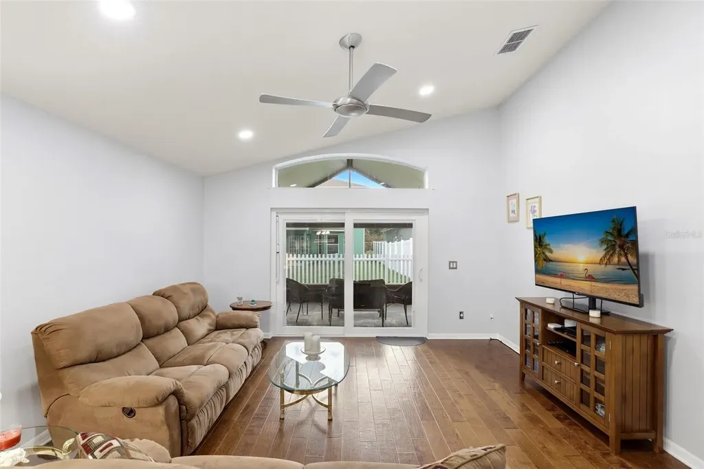 1457 Willow Branch Drive Orlando FL 32828