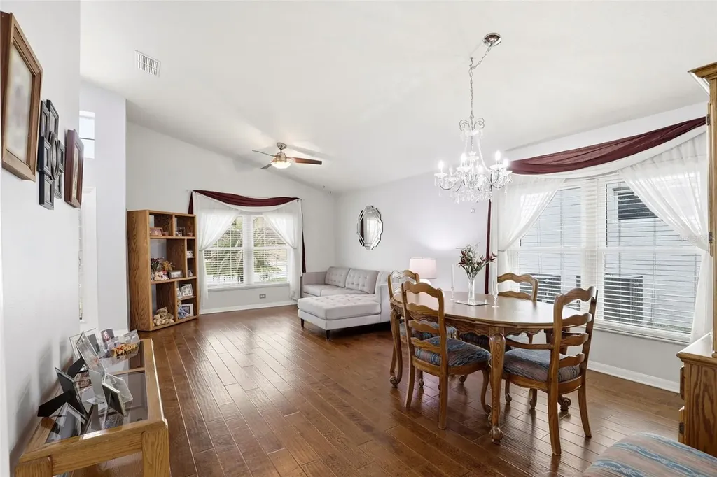 1457 Willow Branch Drive Orlando FL 32828