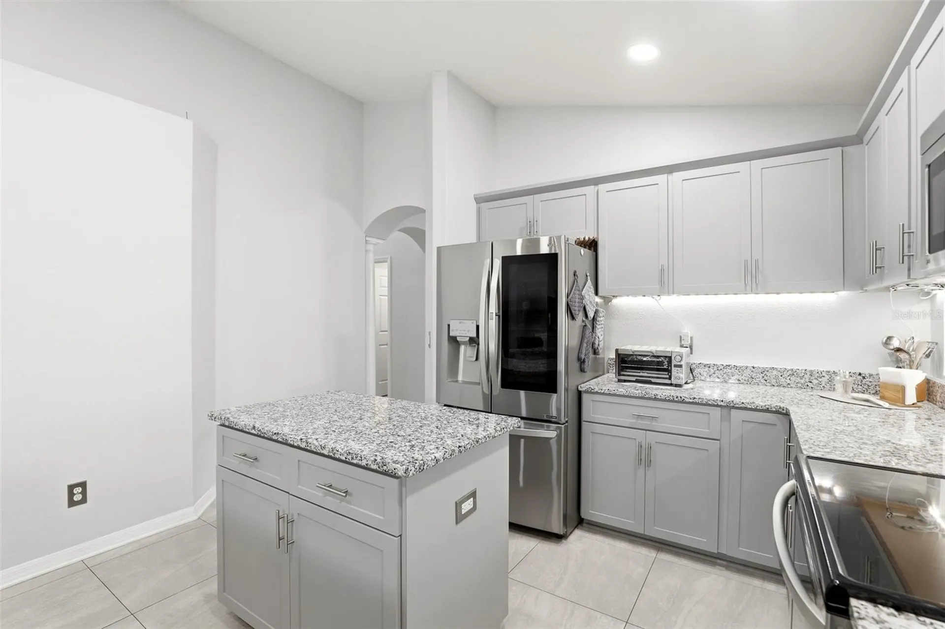 1457 Willow Branch Drive Orlando FL 32828