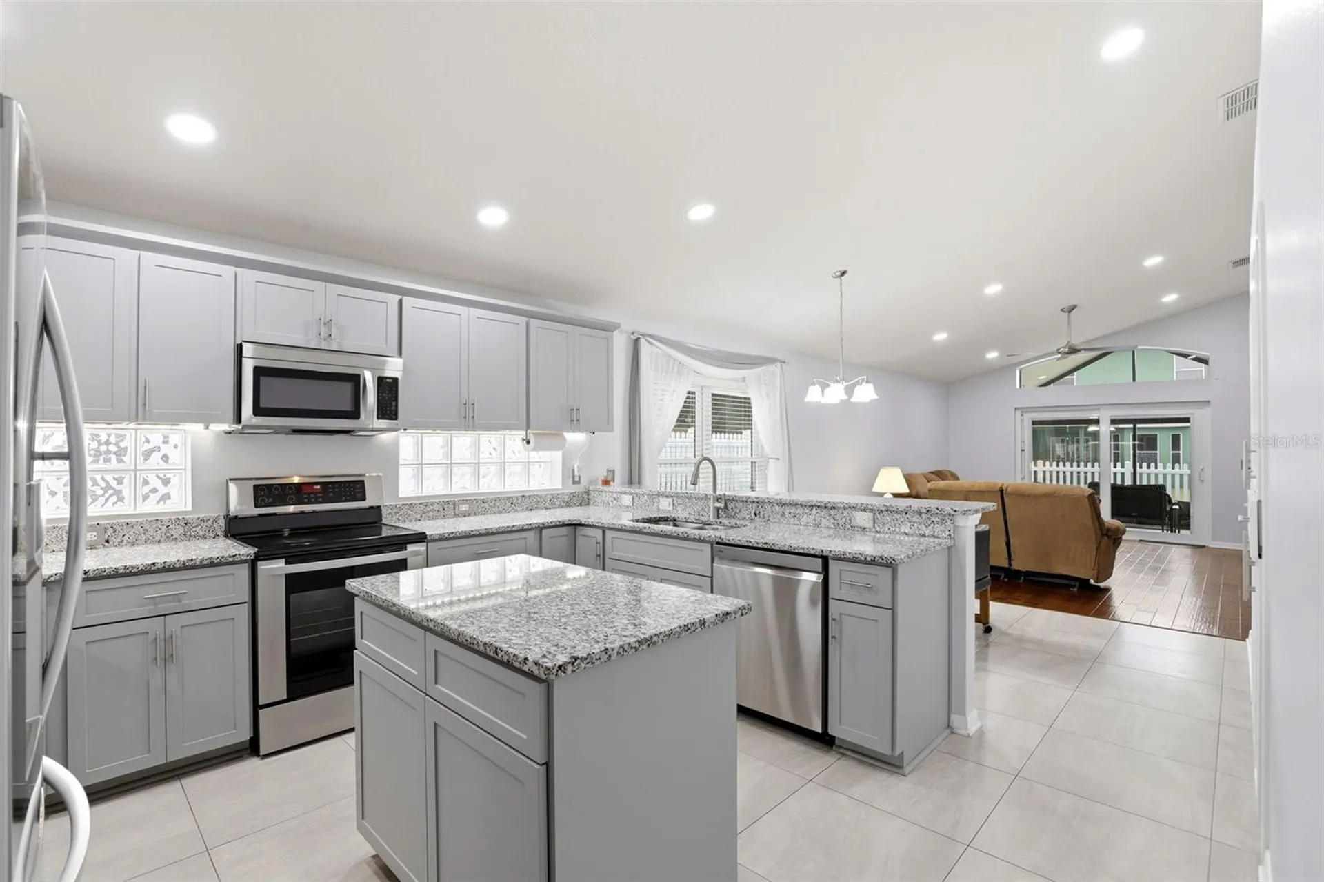 1457 Willow Branch Drive Orlando FL 32828