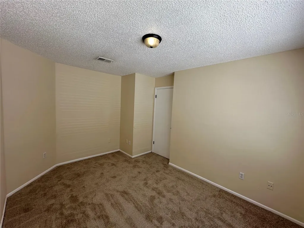 1820 Bonneville Orlando FL 32826