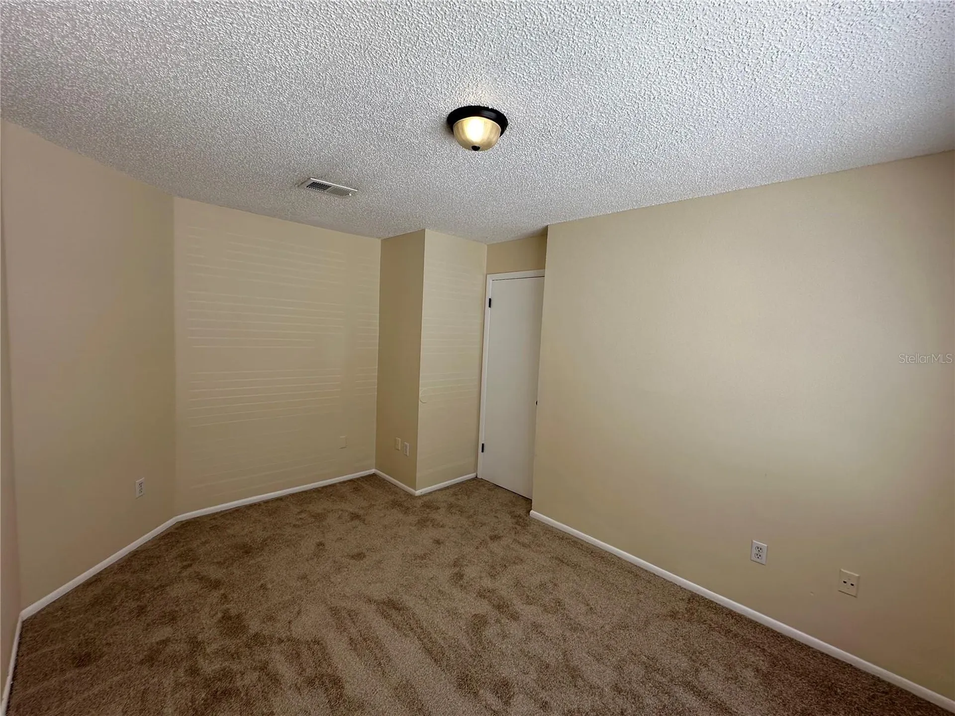 1820 Bonneville Orlando FL 32826