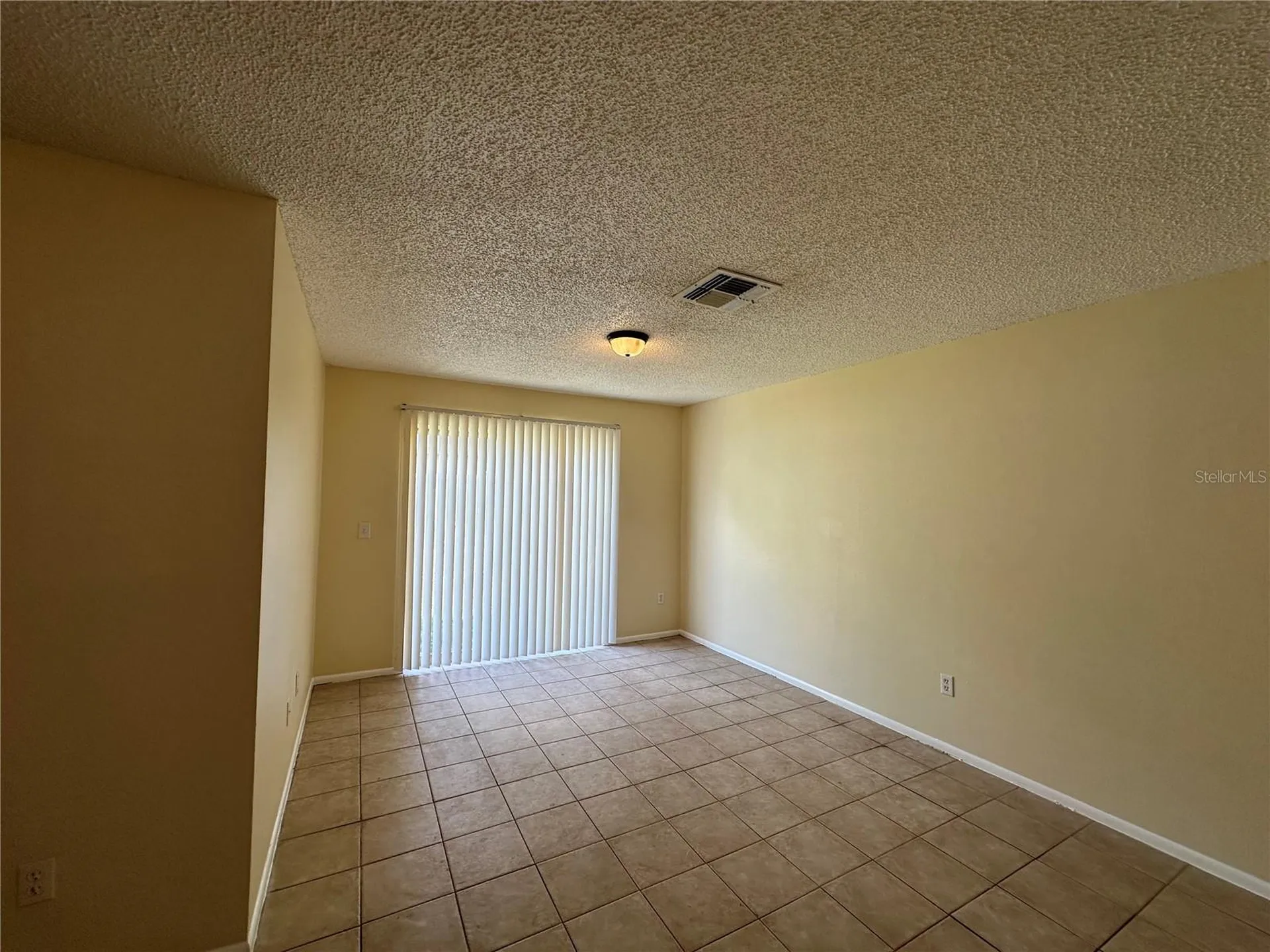 1820 Bonneville Orlando FL 32826
