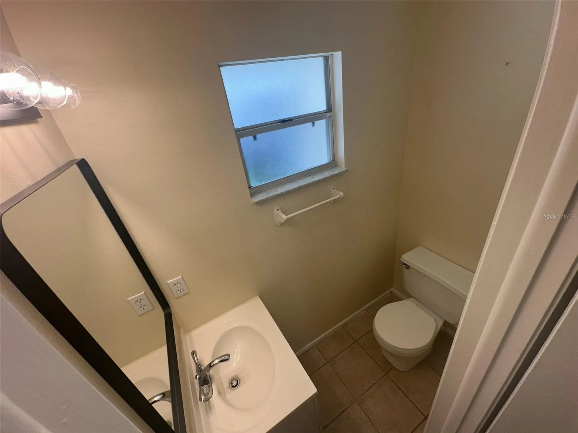 1820 Bonneville Orlando FL 32826