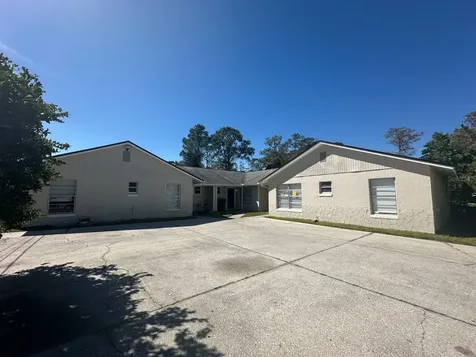 1820 Bonneville Orlando FL 32826