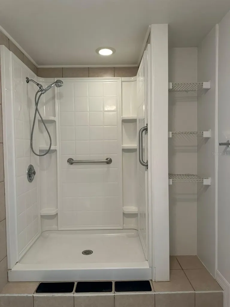 2574 Hawthorne Street Sarasota FL 34239