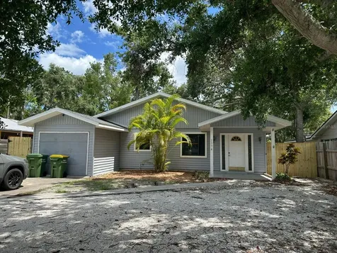 2574 Hawthorne Street Sarasota FL 34239