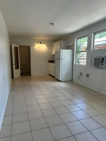 2574 Hawthorne Street Sarasota FL 34239