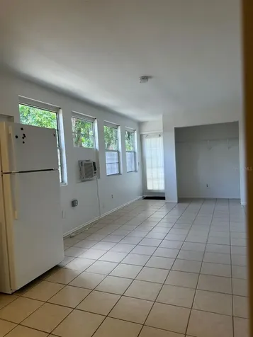 2574 Hawthorne Street Sarasota FL 34239