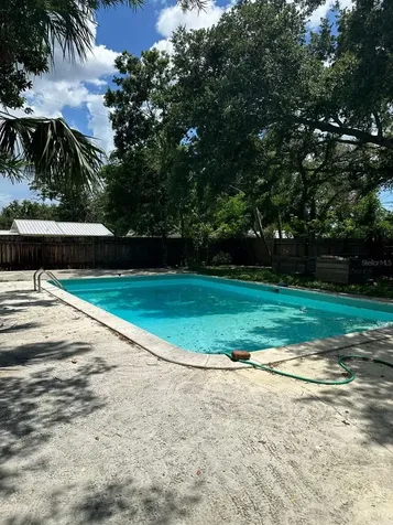 2574 Hawthorne Street Sarasota FL 34239