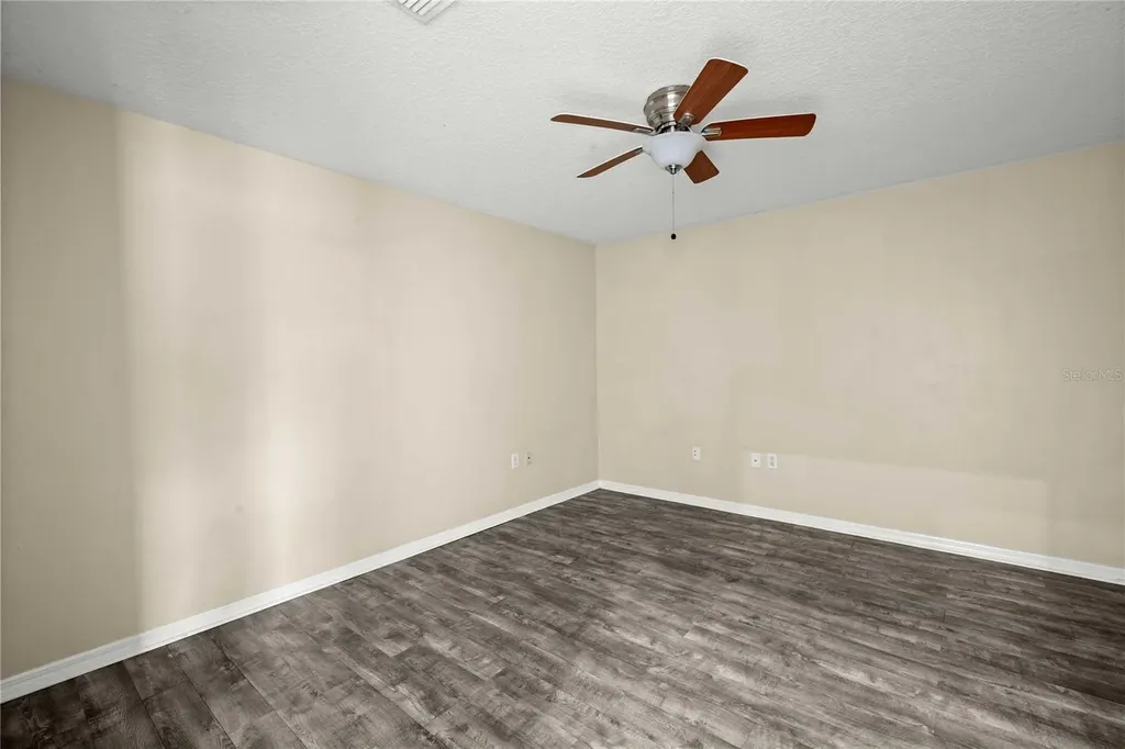 37139 Grassy Hill Lane Dade City FL 33525