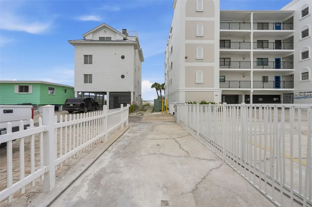 17880 Gulf Boulevard St Petersburg FL 33708