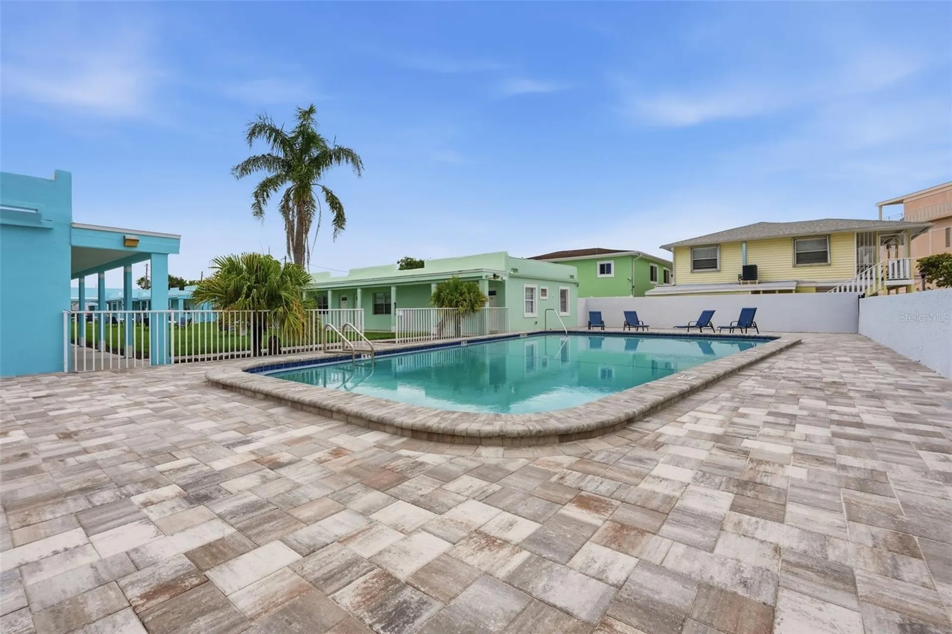 17880 Gulf Boulevard St Petersburg FL 33708