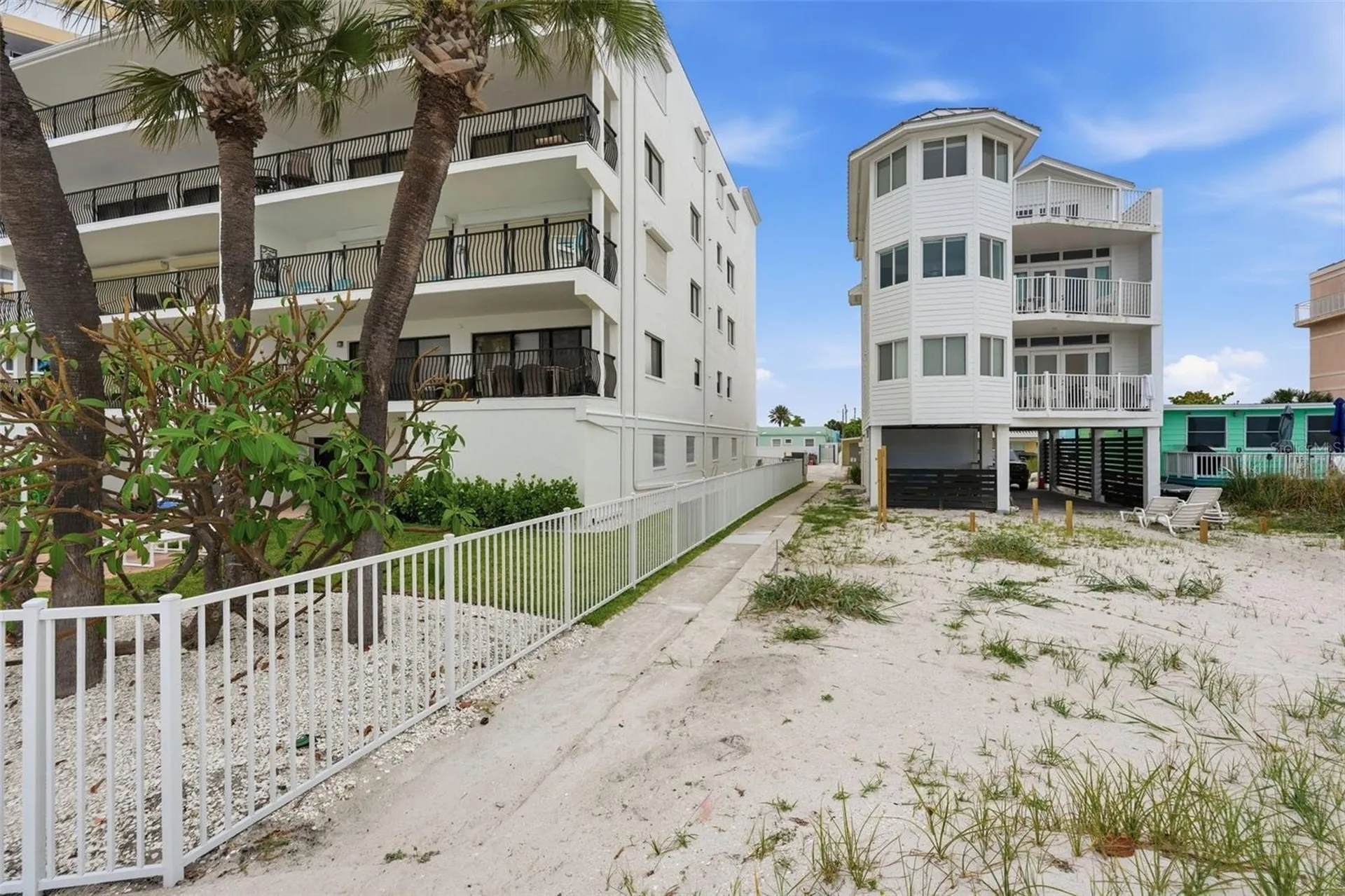 17880 Gulf Boulevard St Petersburg FL 33708